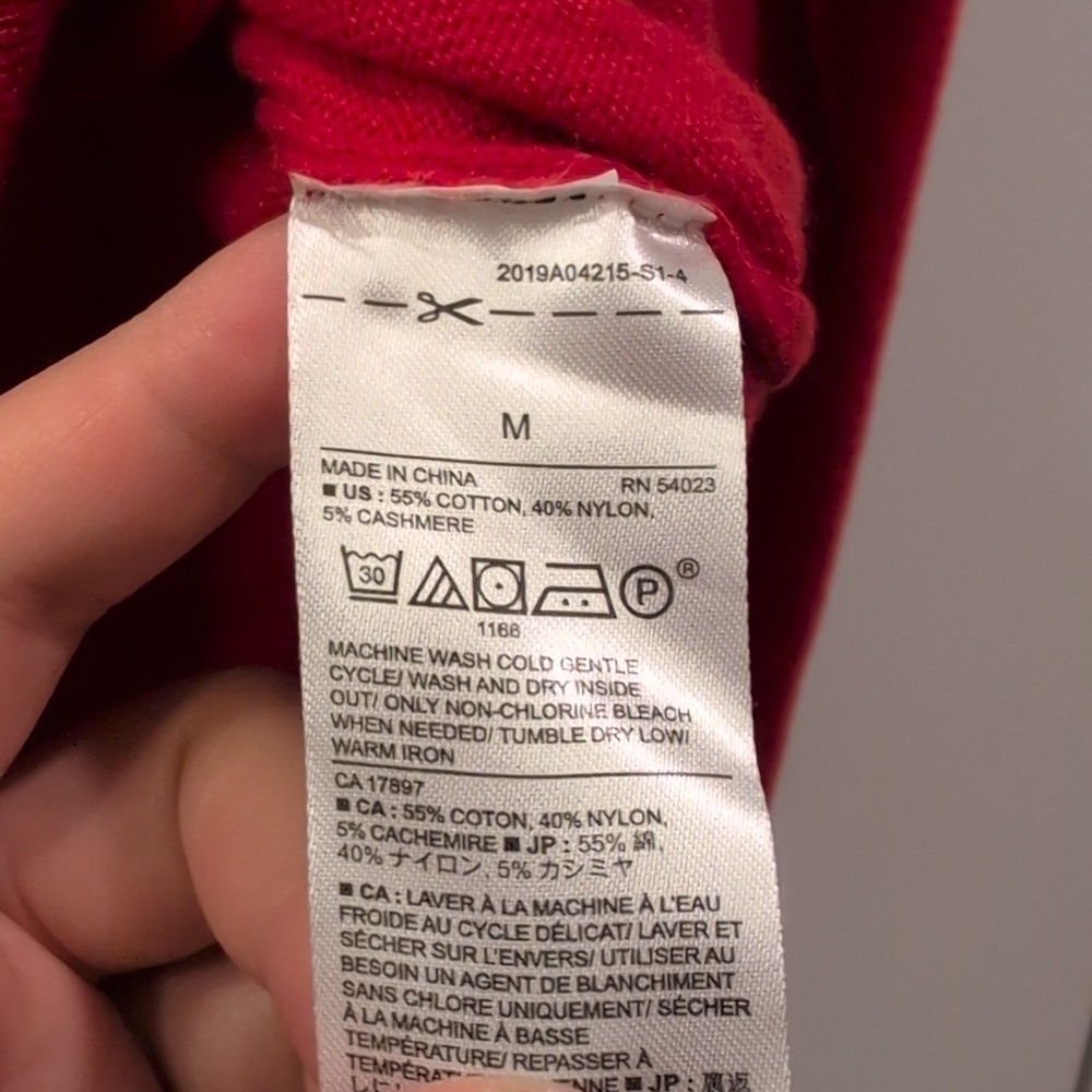 Banana Republic Cashmere V Neck Sweater Top - Picture 5 of 7